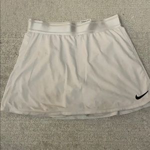 Nike white skort dri-fit used